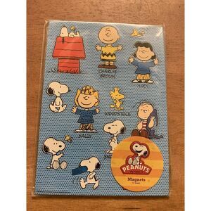 Peanuts‎ Cartoon Magnet Sheet 12 Count Charlie Brown Snoopy Lucy Woodstock New